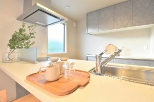 【鶴新田5号棟】キッチン