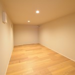 【鶴新田6号棟】蔵収納2（主寝室）